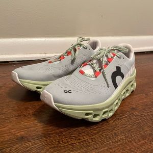 On CLOUDMONSTER Women's Running Shoe Glacier Meadow US Size 9.5